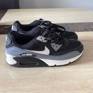 Black, grey and white Nike air max • Size 7 • Women • Very good condition.